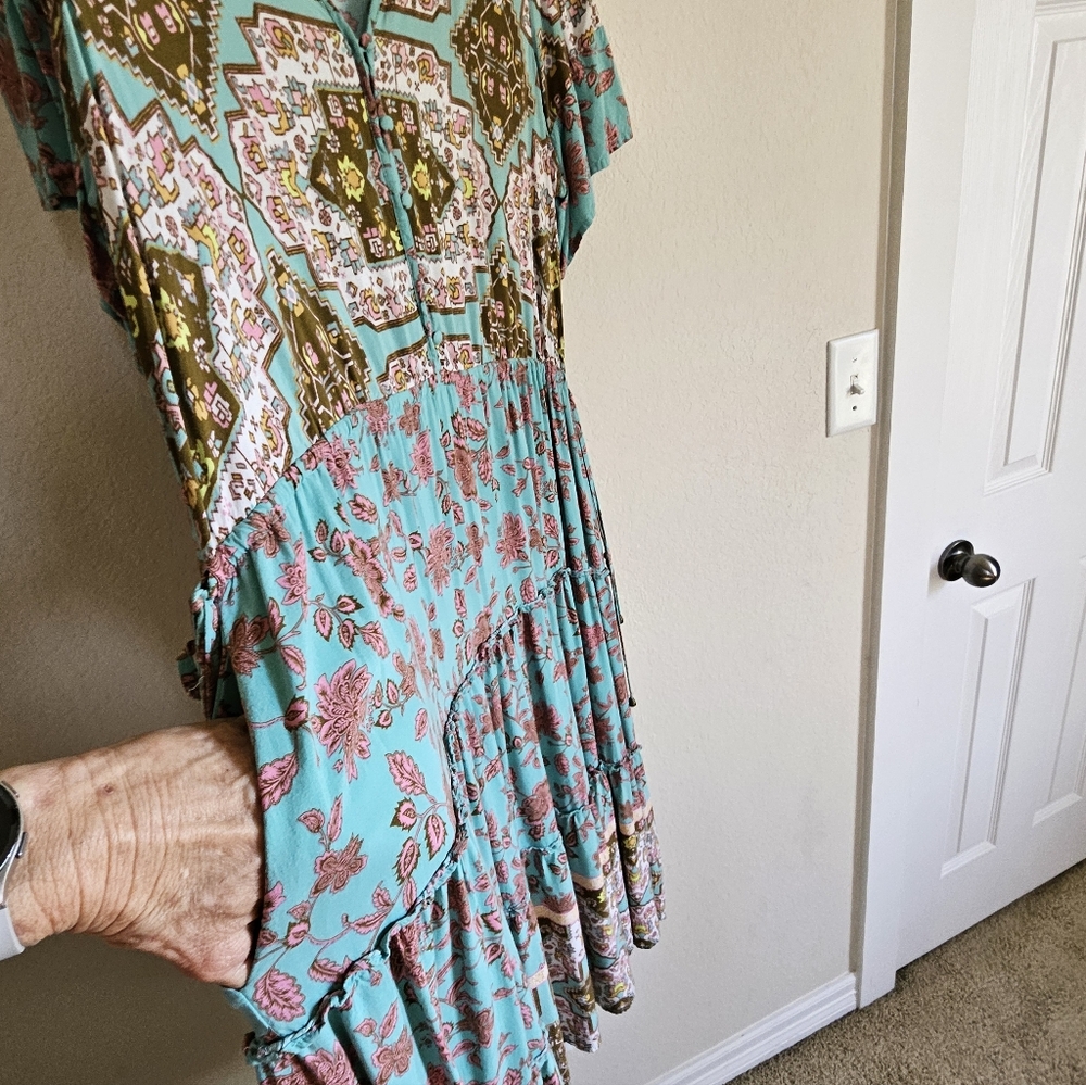 Bohemian Floral Print Dress - Picture 4 of 4